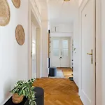 Appartamento Historic Charm In Bratislava